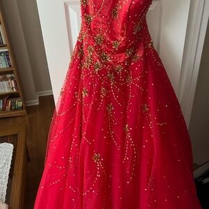 Tiffany & Co. Red and Gold Prom Dress